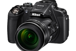 Nowe kompakty Nikon Coolpix - od ergonomicznej hybrydy po modele kiszonkowe